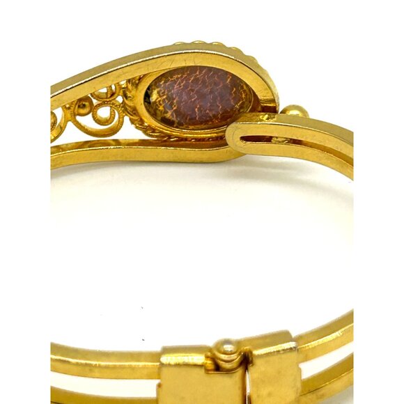 Hinged Clamper Bracelet With Acrylic Opaline Cabochon Gold-Tone Size 6 - Picture 6 of 11